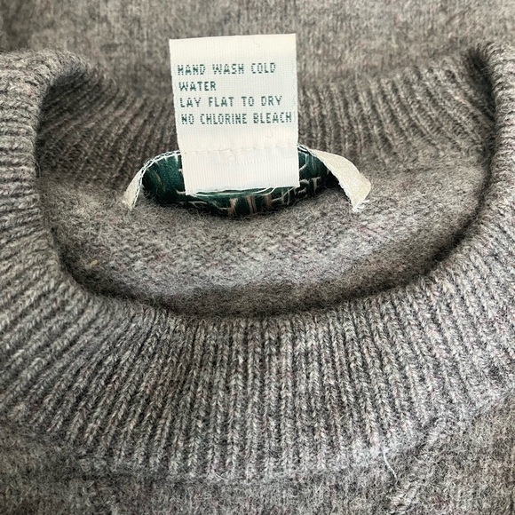 Heather & Tweed 100% Lambswool Gray Crewneck Sweater Size M - Picture 5 of 5